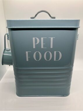 🐾 Barkley & Evans Metal Pet Food Canister w/ Scoop Light Blue